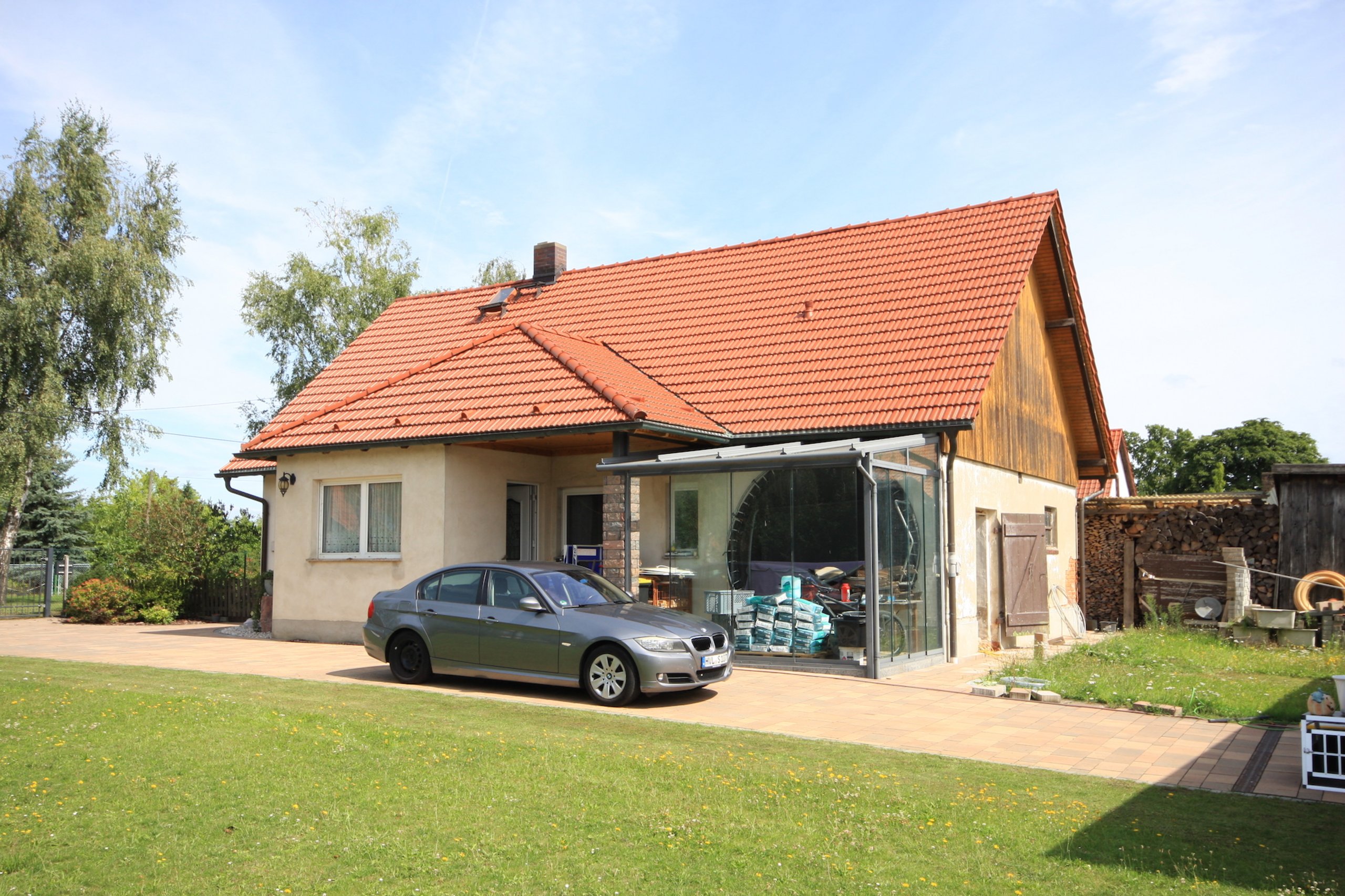 Einfamilienhaus Nebengebäude Garage Scheune mit Hofcharakter Bauplatz